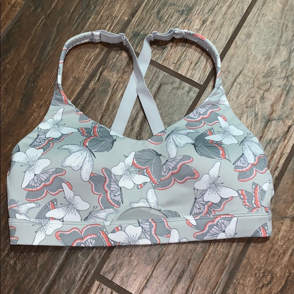 VS LIGHTWEIGHT SPORTS BRA. Medium